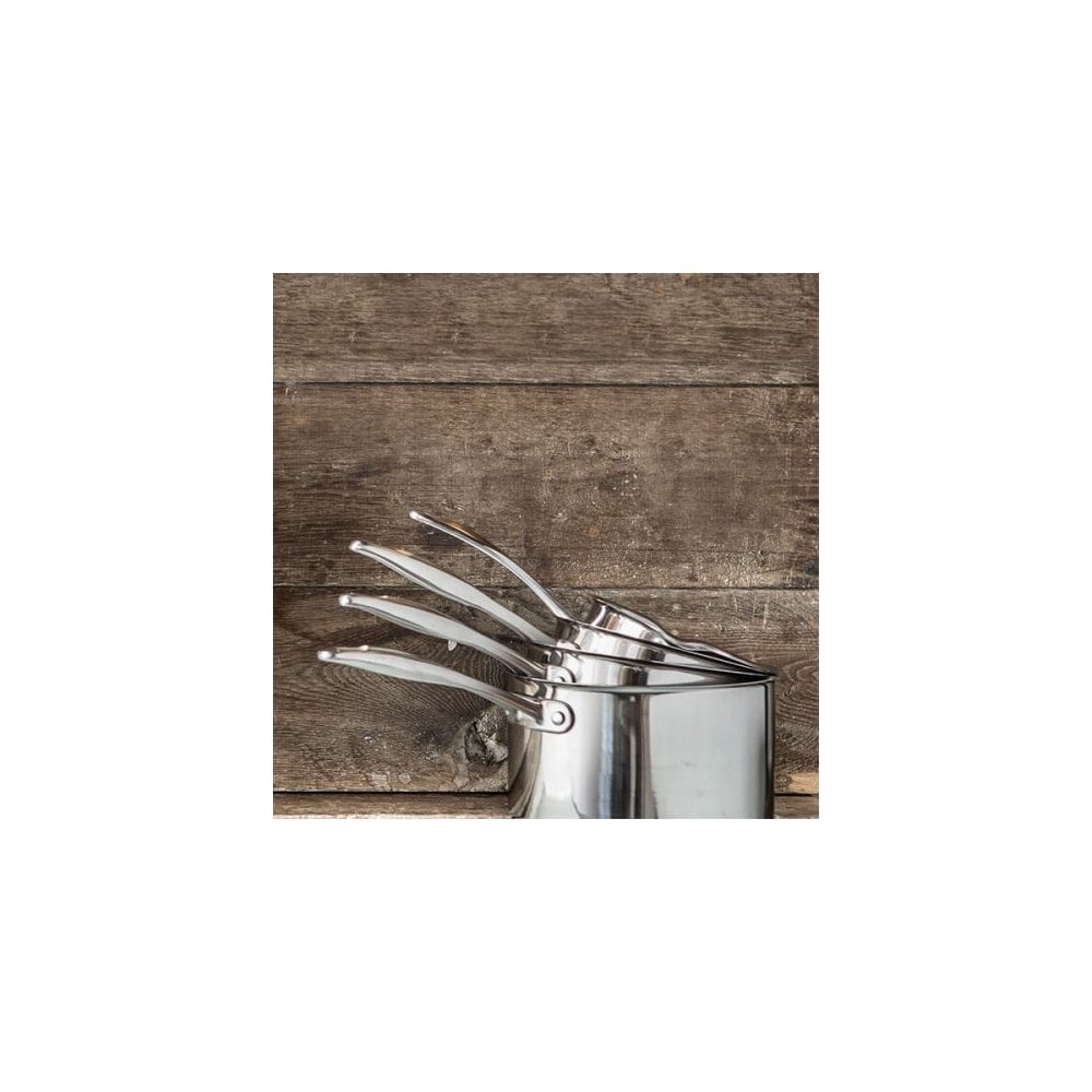 Stellar 7000  18cm Draining Saucepan  2.3L