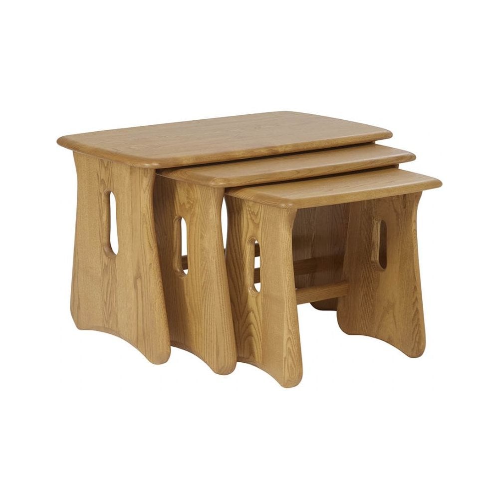 Windsor Nest Of Tables