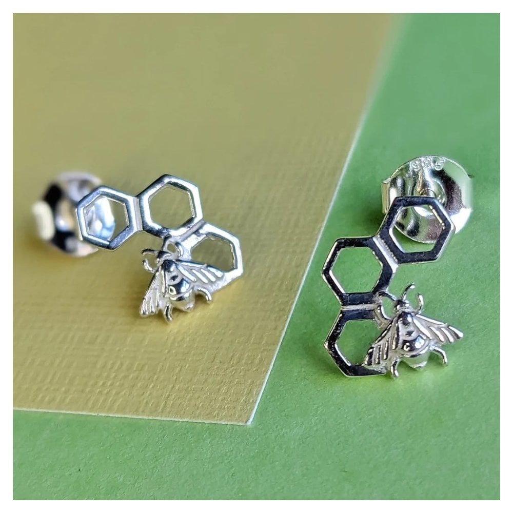 SILVER BUMBLE BEE STUD UK