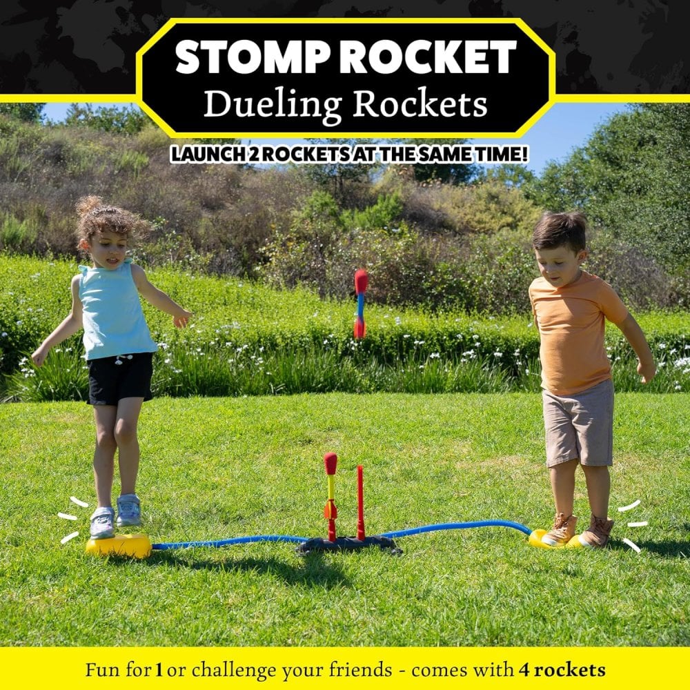 Duelling Rockets   4 Rockets