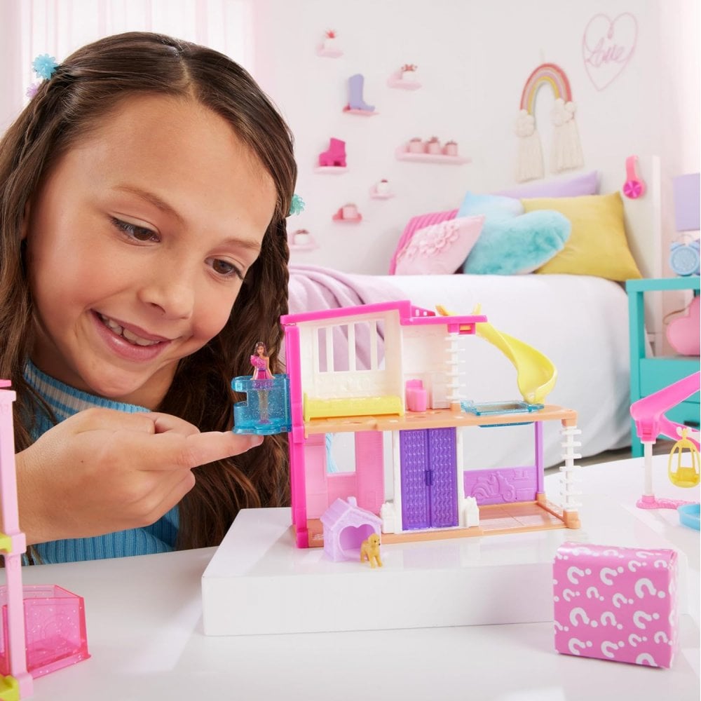 Barbie House asst