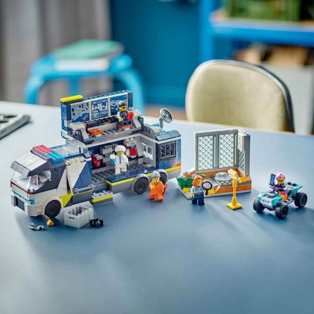 Police Mobile Crime Lab Truck