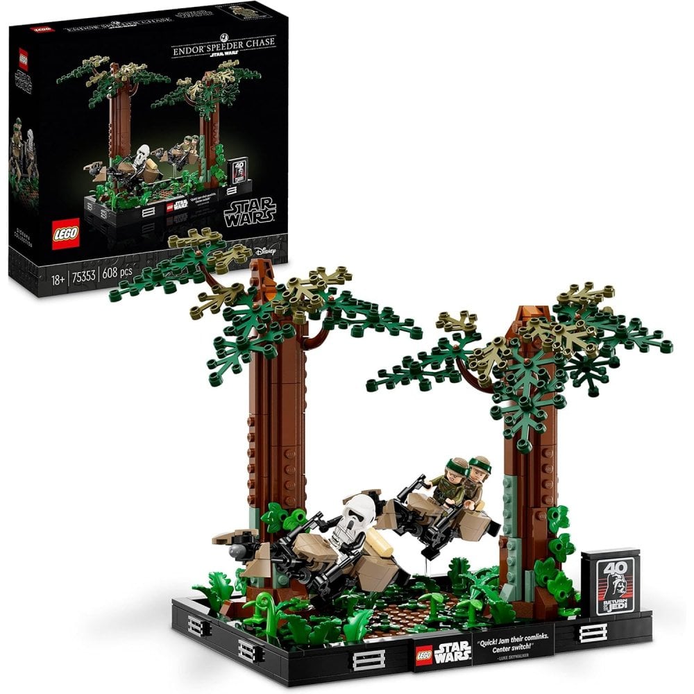 Endor™ Speeder Chase Diorama