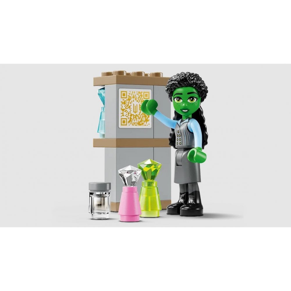 Glinda, Elphaba & Nessarose at Shiz University 75681