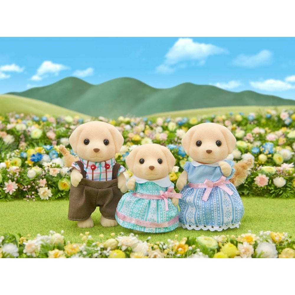 Yellow Labrador Family (3 Figures)