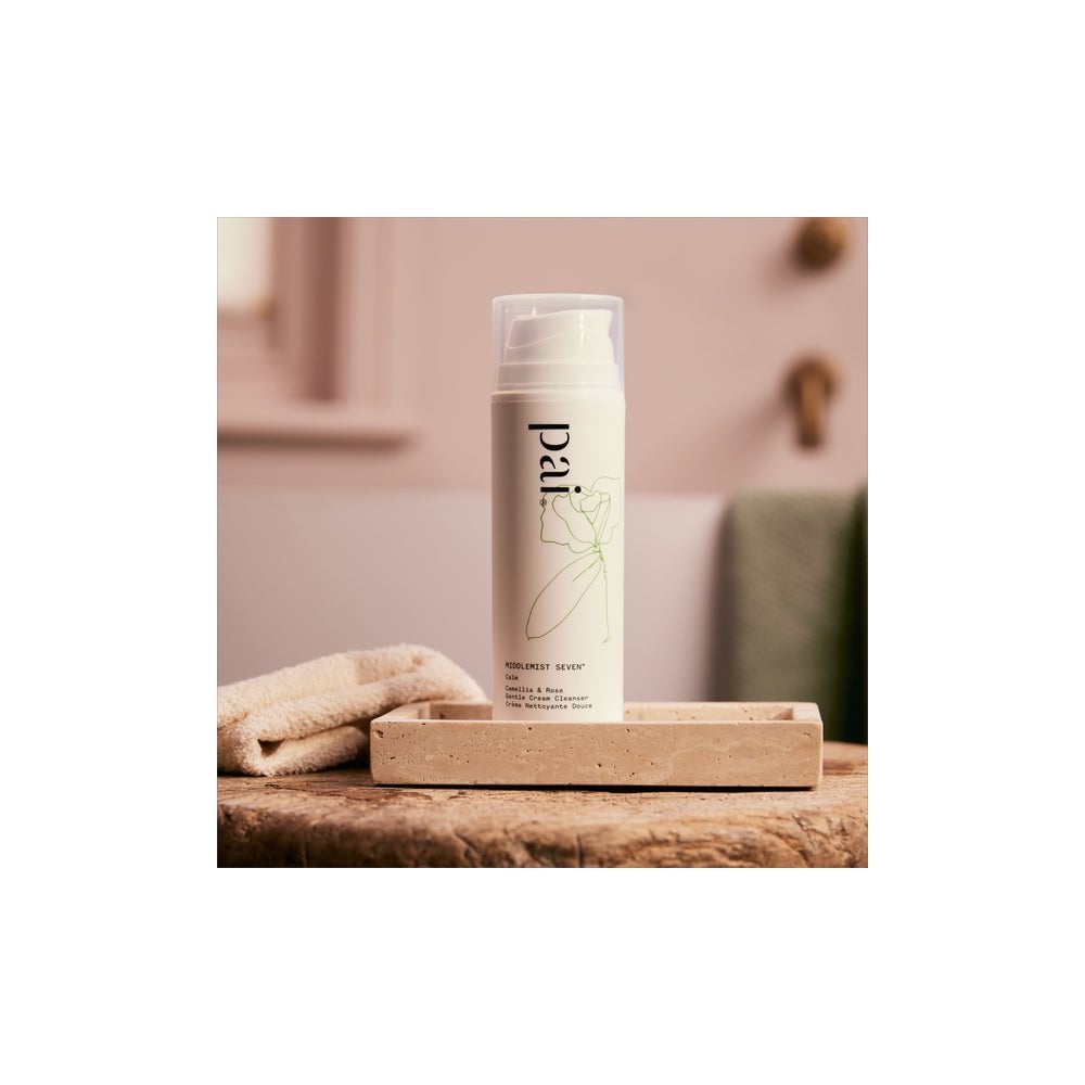 Middlemist Seven Gentle Cream Cleanser and Cloth for Sensitive Skin - 150ml