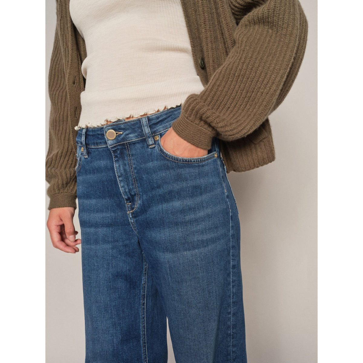 MMDara Hera Jeans