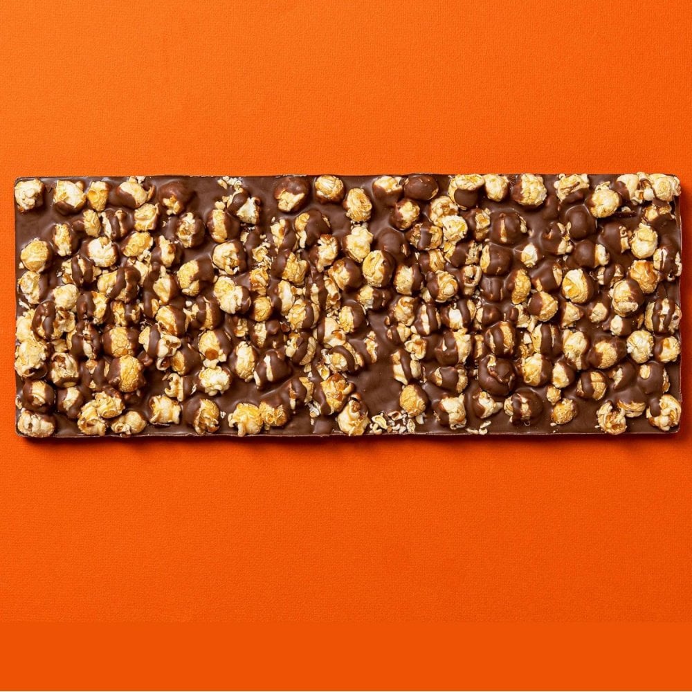 Giant Salted Caramel Popcorn and Milk Chocolate Bar, 750g