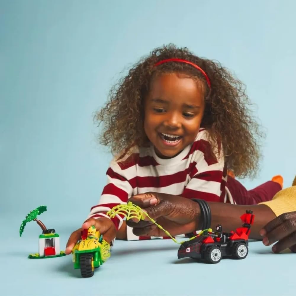 Spin and Electro Dinosaur Vehicle Chase