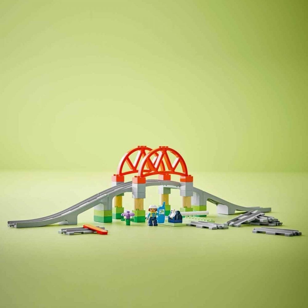 Train Bridge and Tracks Expansion Set