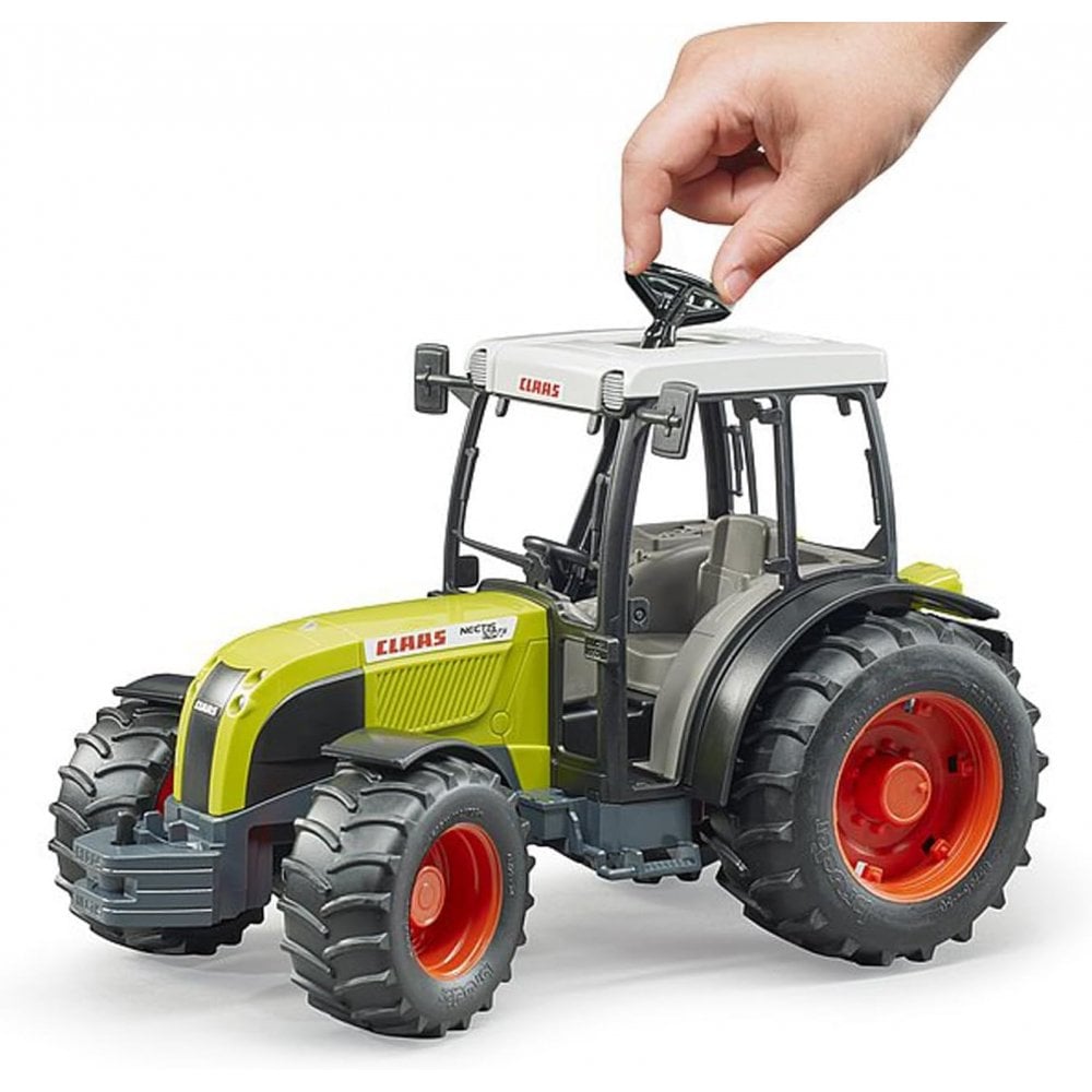Bruder Tractor - Claas Nectis 267 F