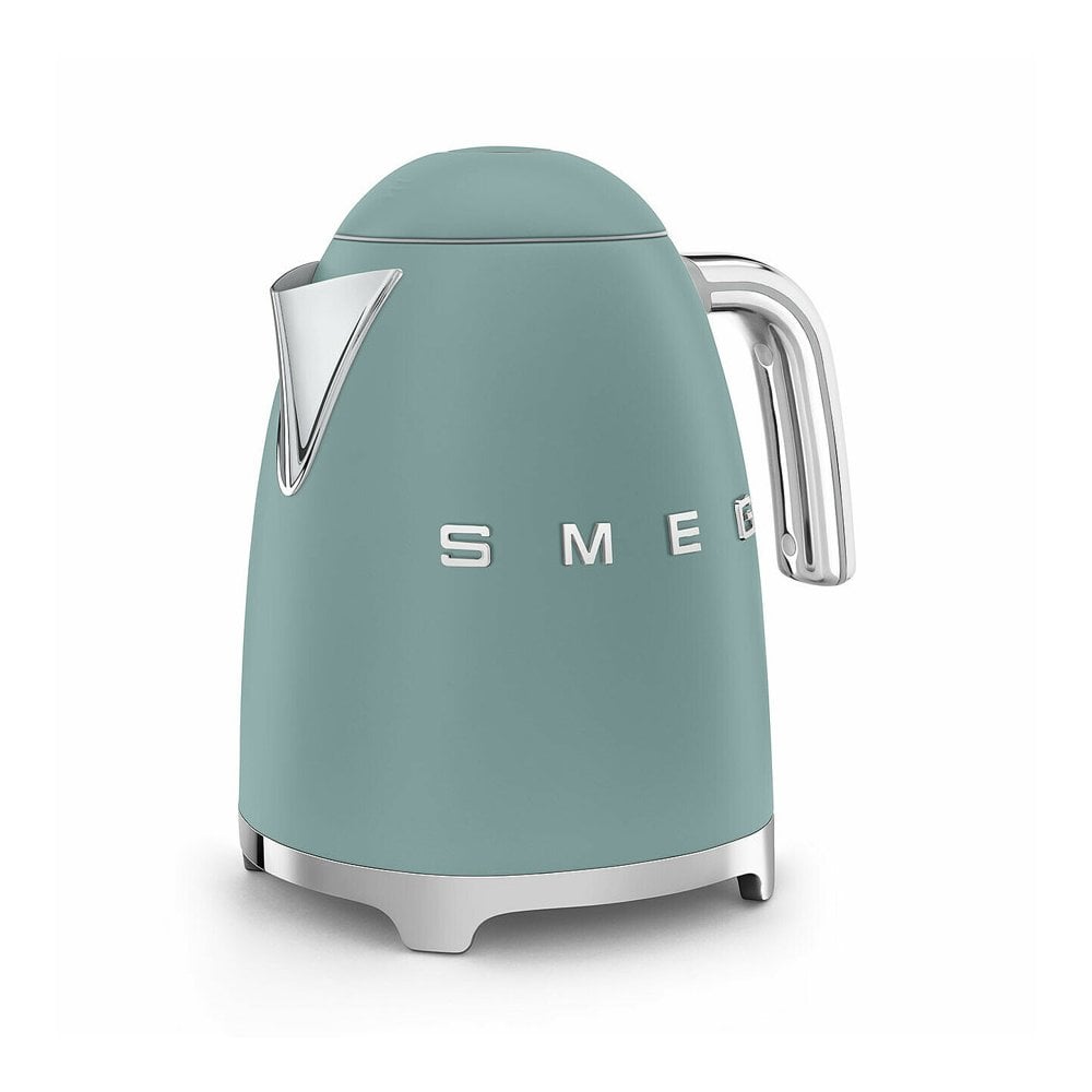 Smeg Gloss Black 1.7L Kettle