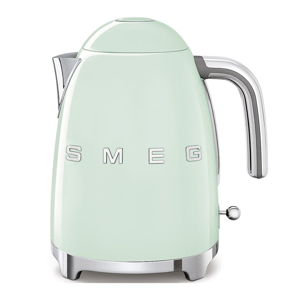 Smeg Gloss Black 1.7L Kettle