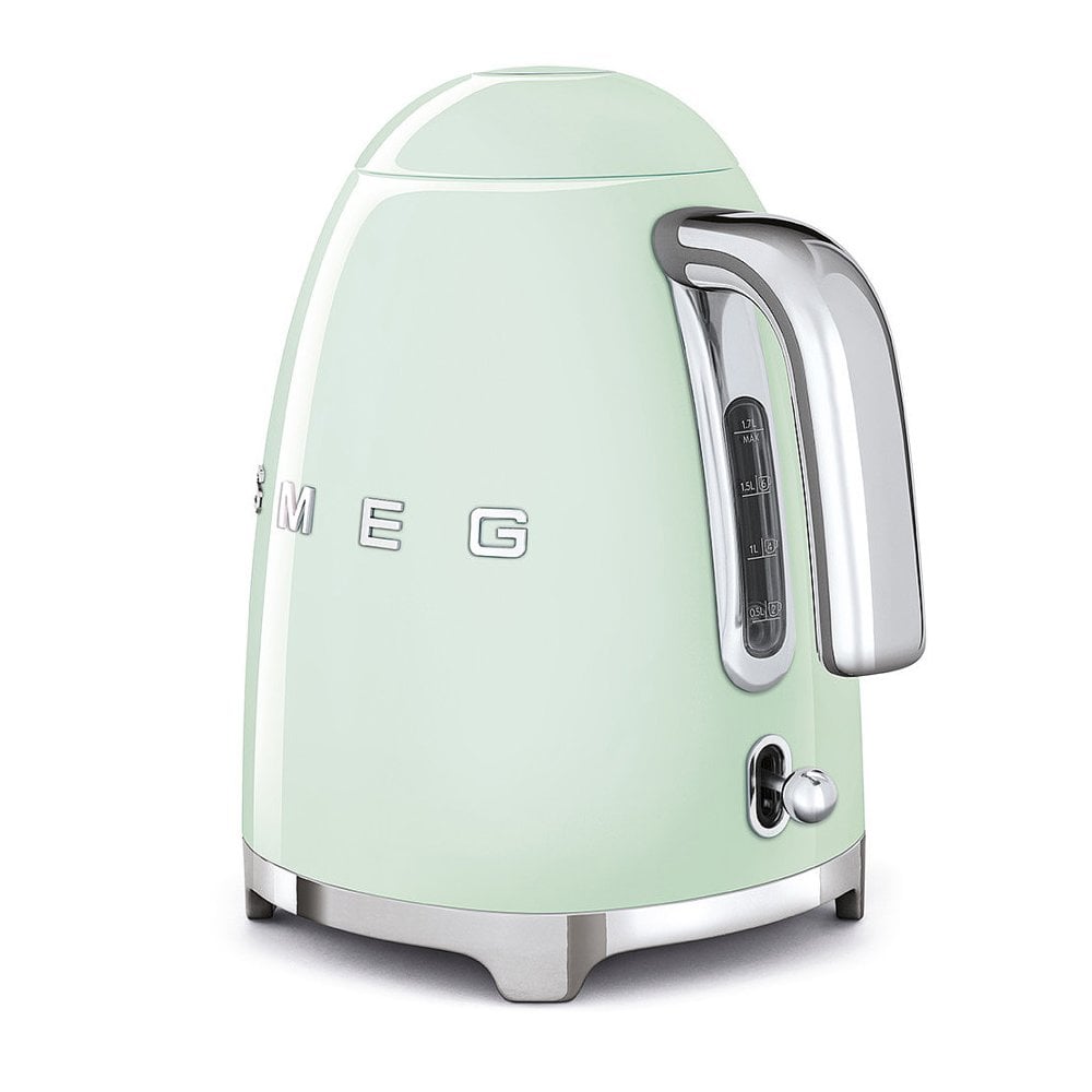 Smeg Gloss Black 1.7L Kettle