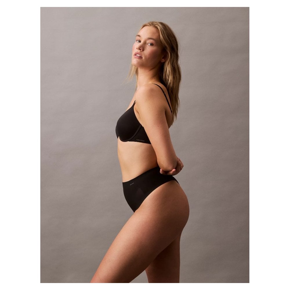 Sculpted Shapewear Thong - Stay Put Mesh