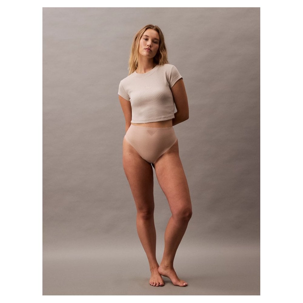 Sculpted Shapewear Thong - Stay Put Mesh