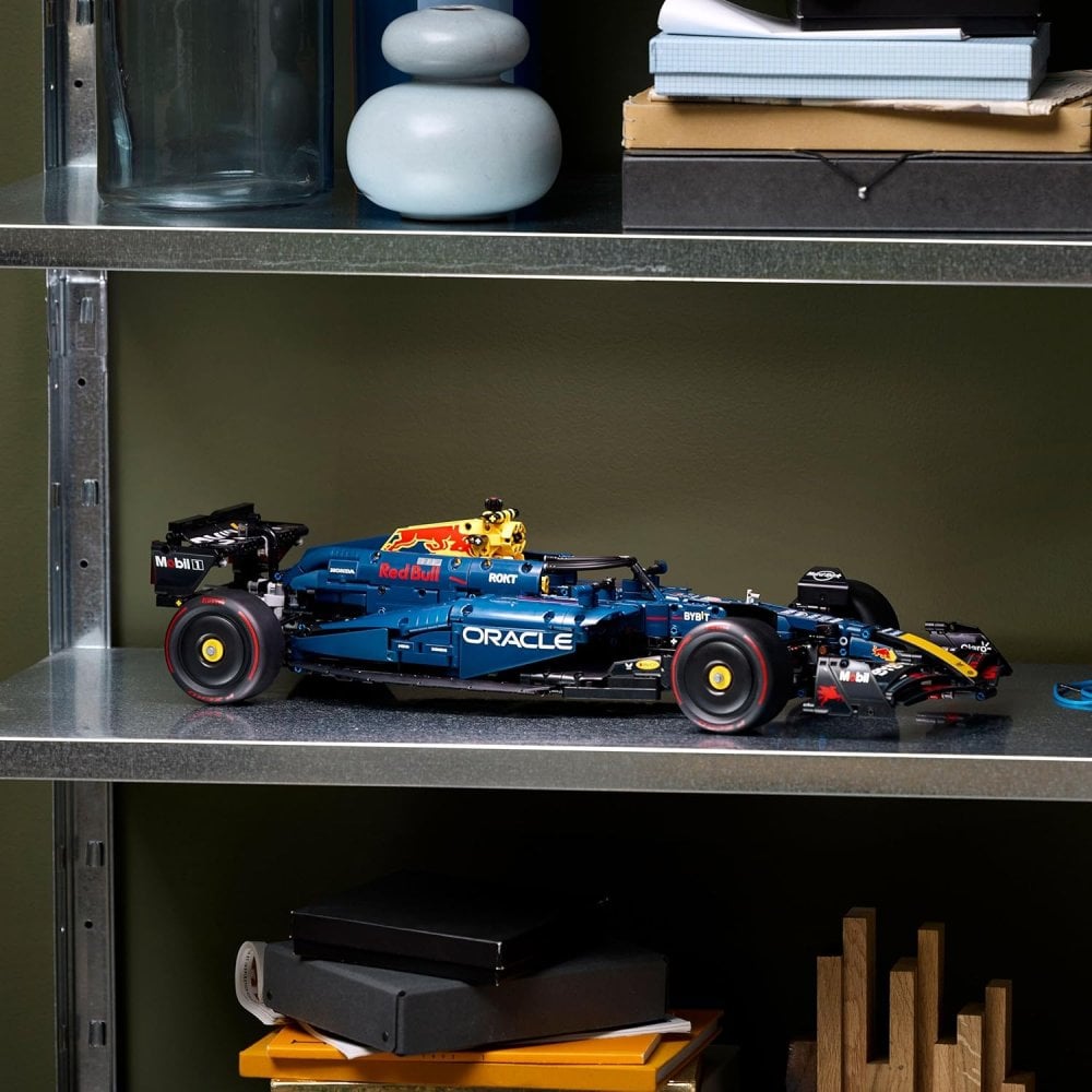 Oracle Red Bull Racing RB20 F1 Car