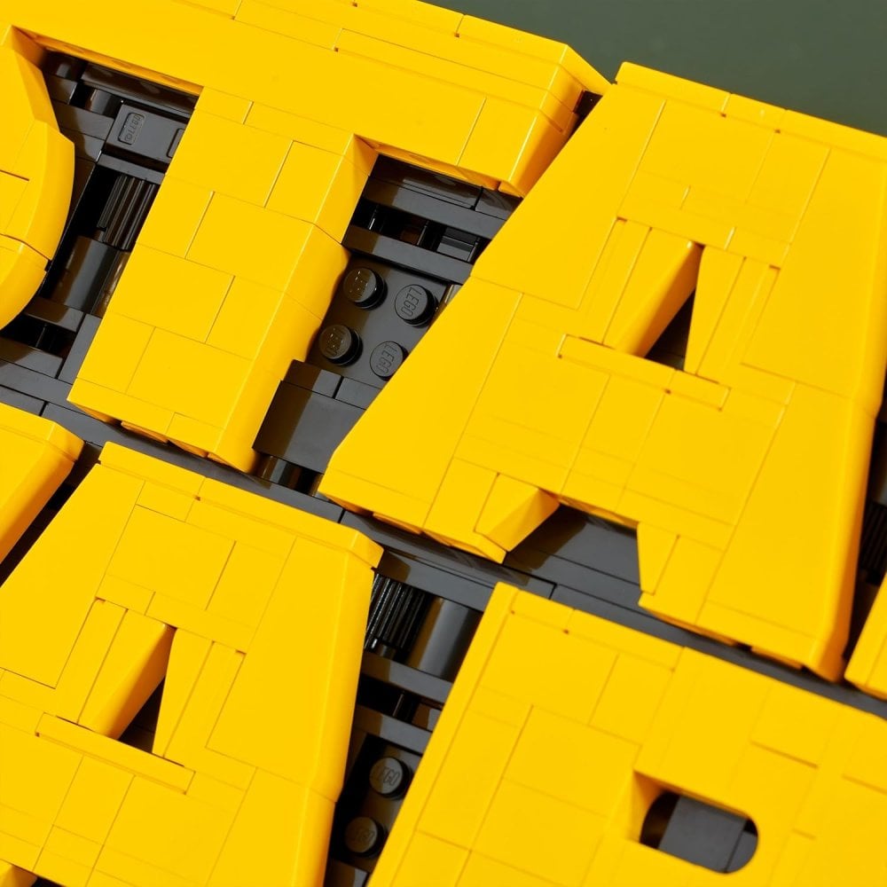 Brick-Built Star Wars™ Logo