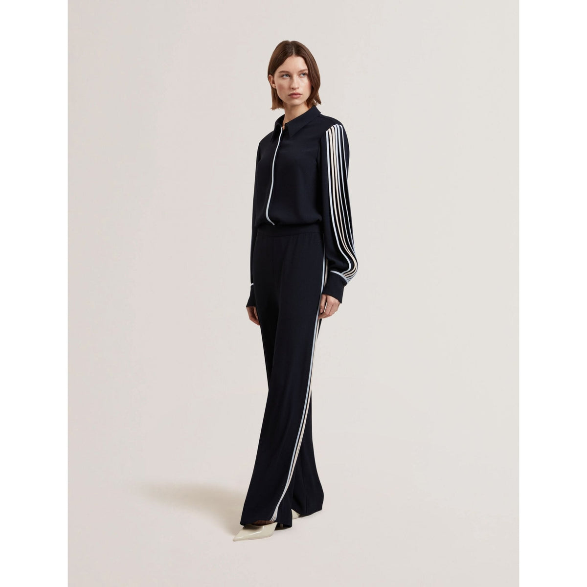 Gorjja Piping Detail Wide Leg Crepe Trousers