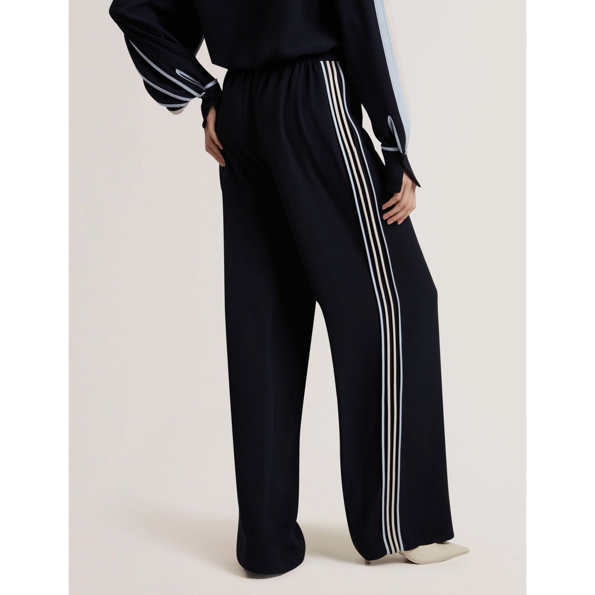 Gorjja Piping Detail Wide Leg Crepe Trousers