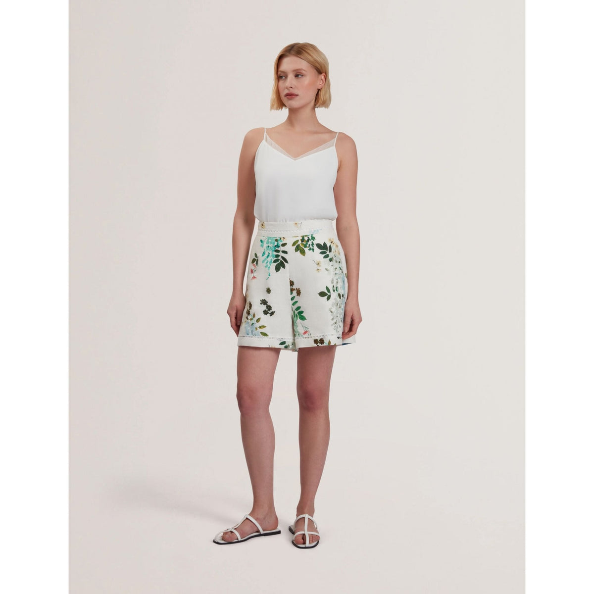 Vylla Floral High Waist Linen Shorts With Trim Detail