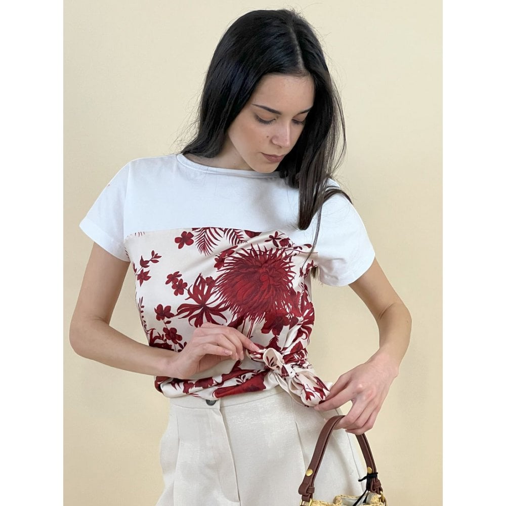Susanna T-Shirt