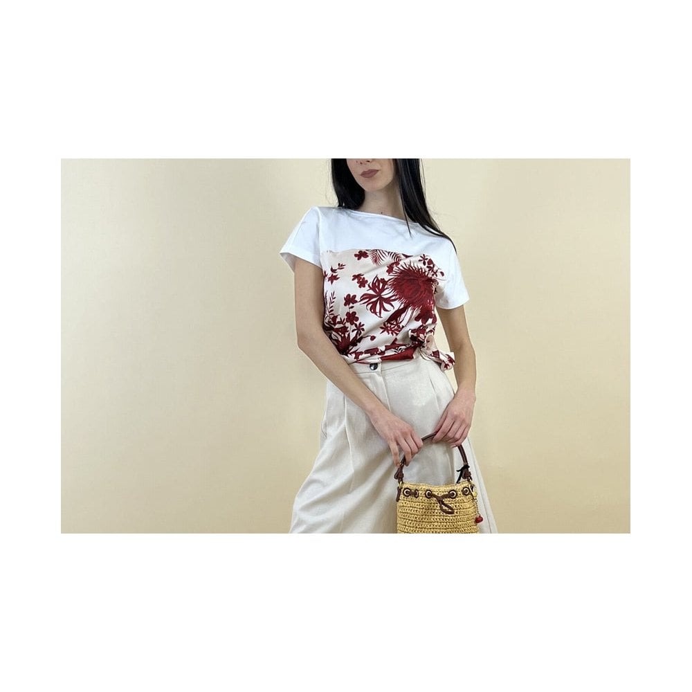 Susanna T-Shirt