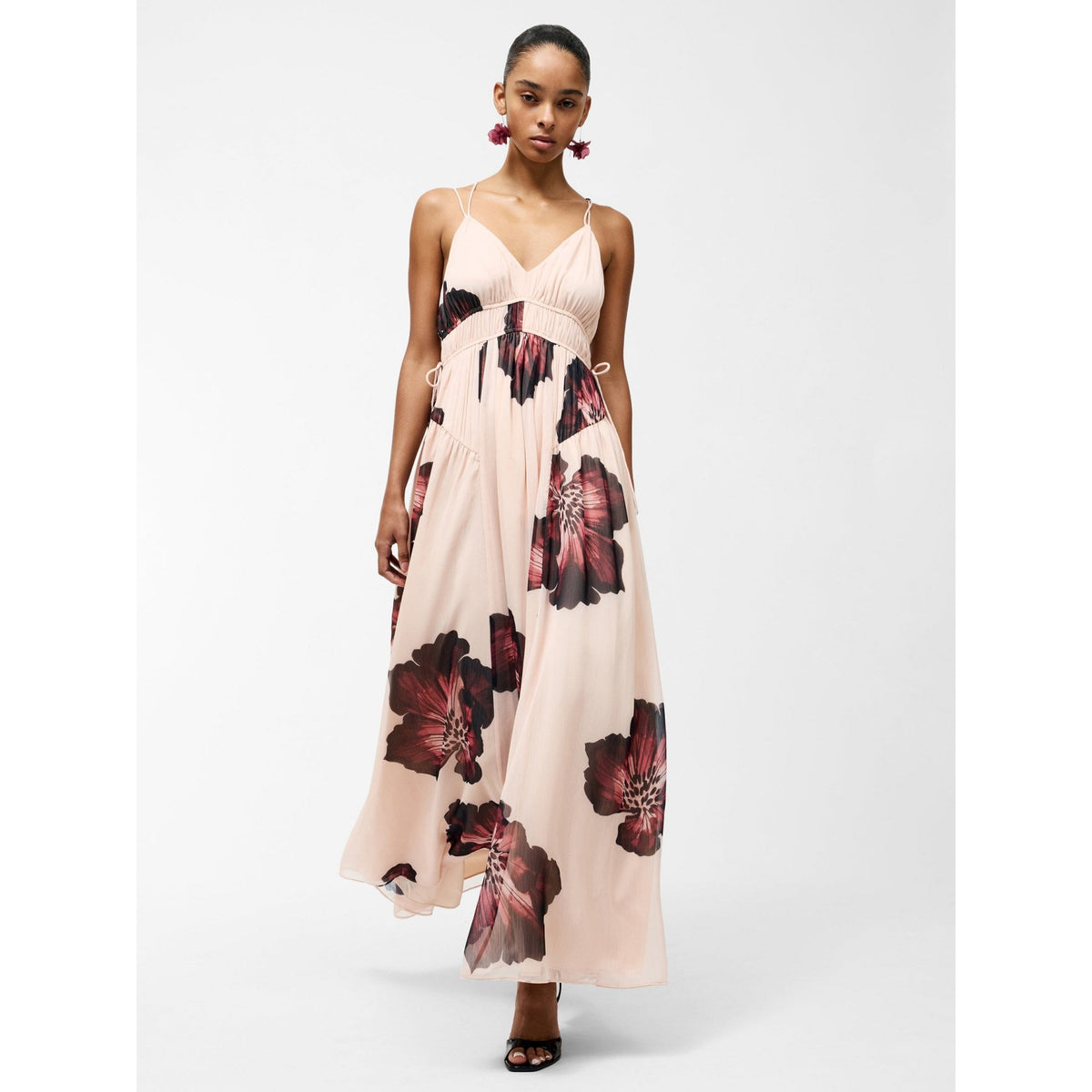 Elyse Hallie Crinkle V-Neck Maxi Dress