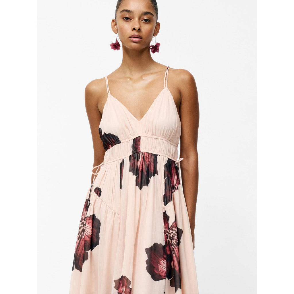 Elyse Hallie Crinkle V-Neck Maxi Dress
