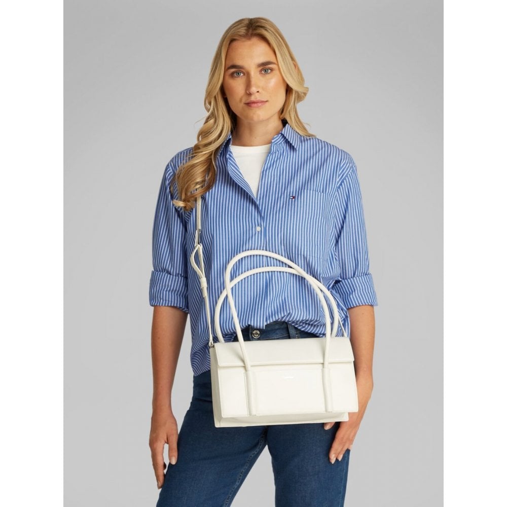 Linn Shoulder Bag