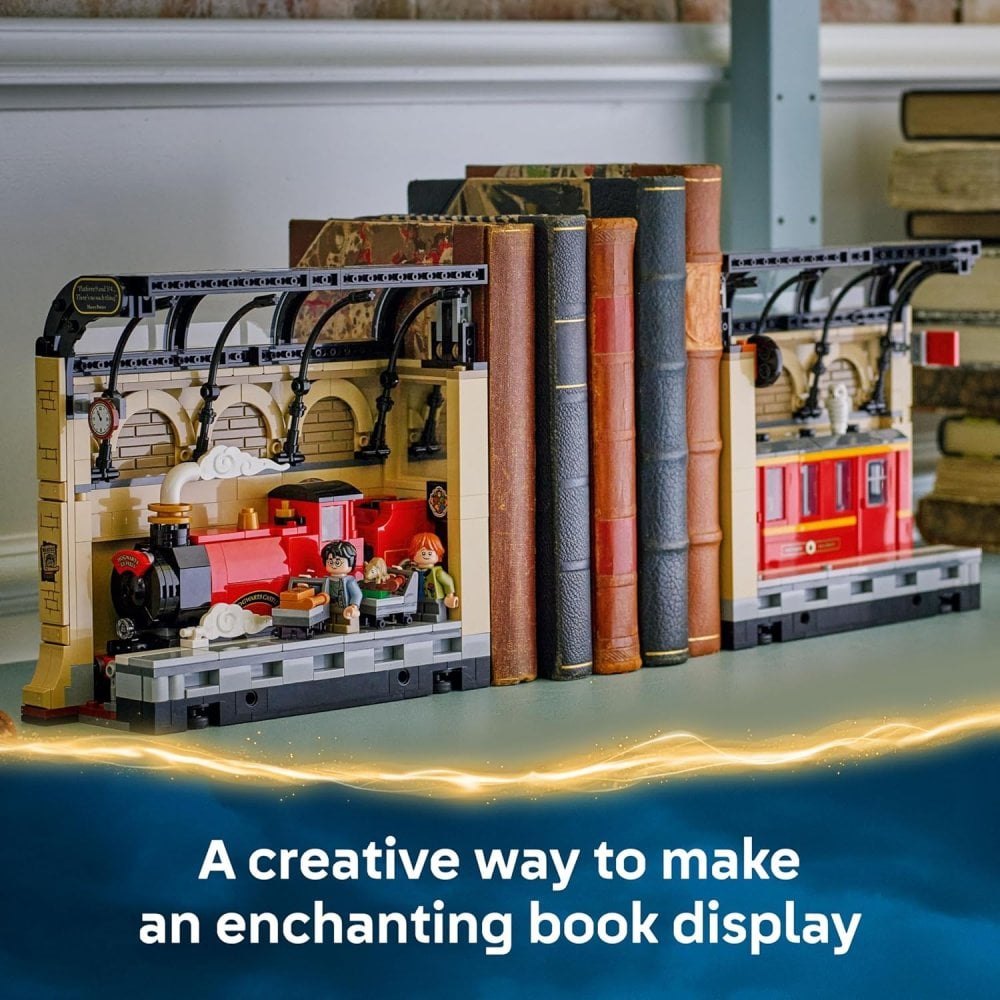 Book Nook: Hogwarts™ Express