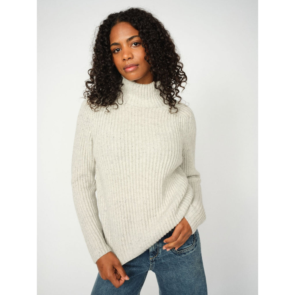 MMThyra Highneck Knit