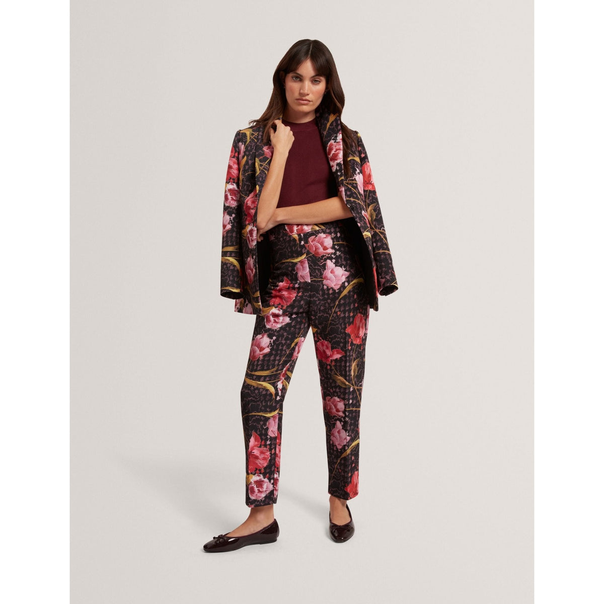 Kwari Rose Print Hourglass Tailored Blazer