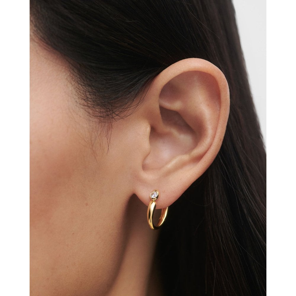 Becca Hoops