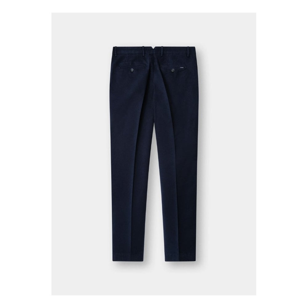 Slim Fit Kensington Chino