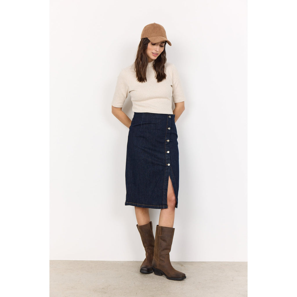 SC-Mignon 13 Mock Neck T-Shirt