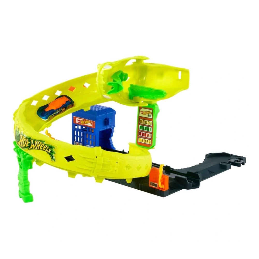 Hot Wheels City Snake Spiral Attack Playset