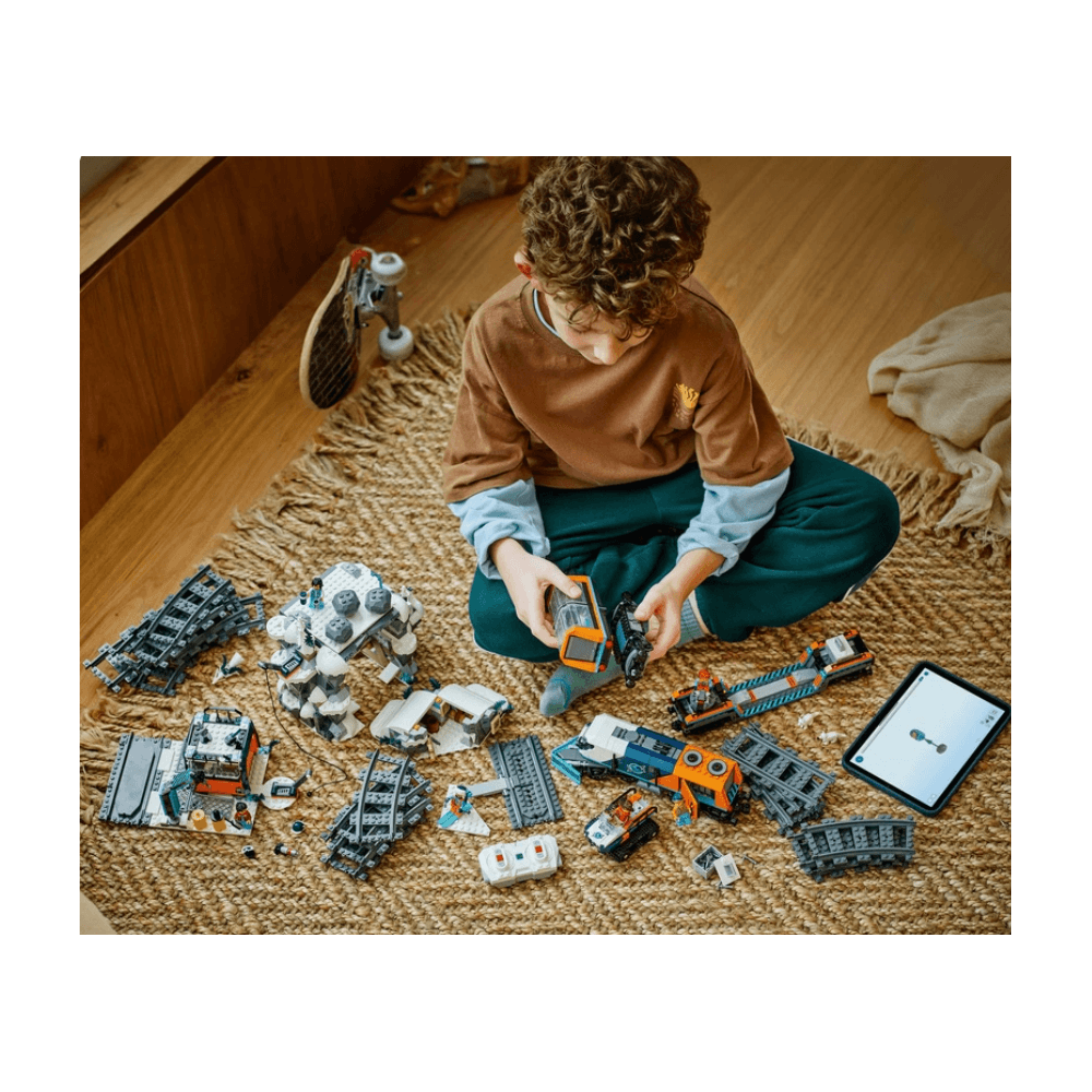 Lego Explorers Arctic Polar Express Train