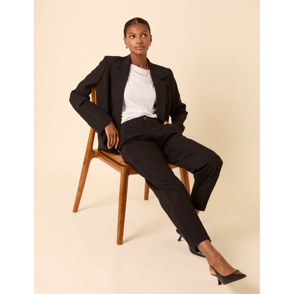 High Rise Pleated Straight Leg Jeans