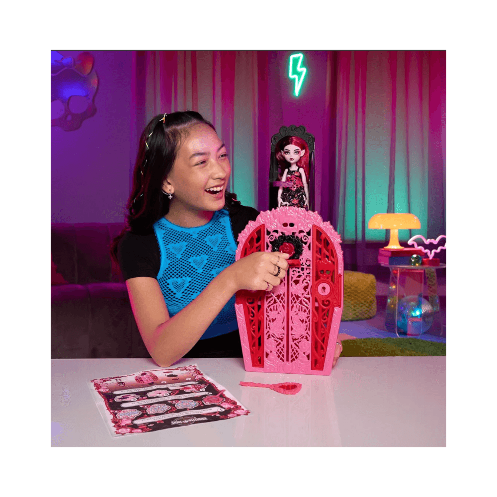 Skulltimate Secrets Draculaura (Series 1 - Core)