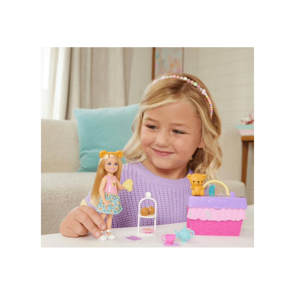 Barbie Chelsea Outdoor Tea Party Picnic