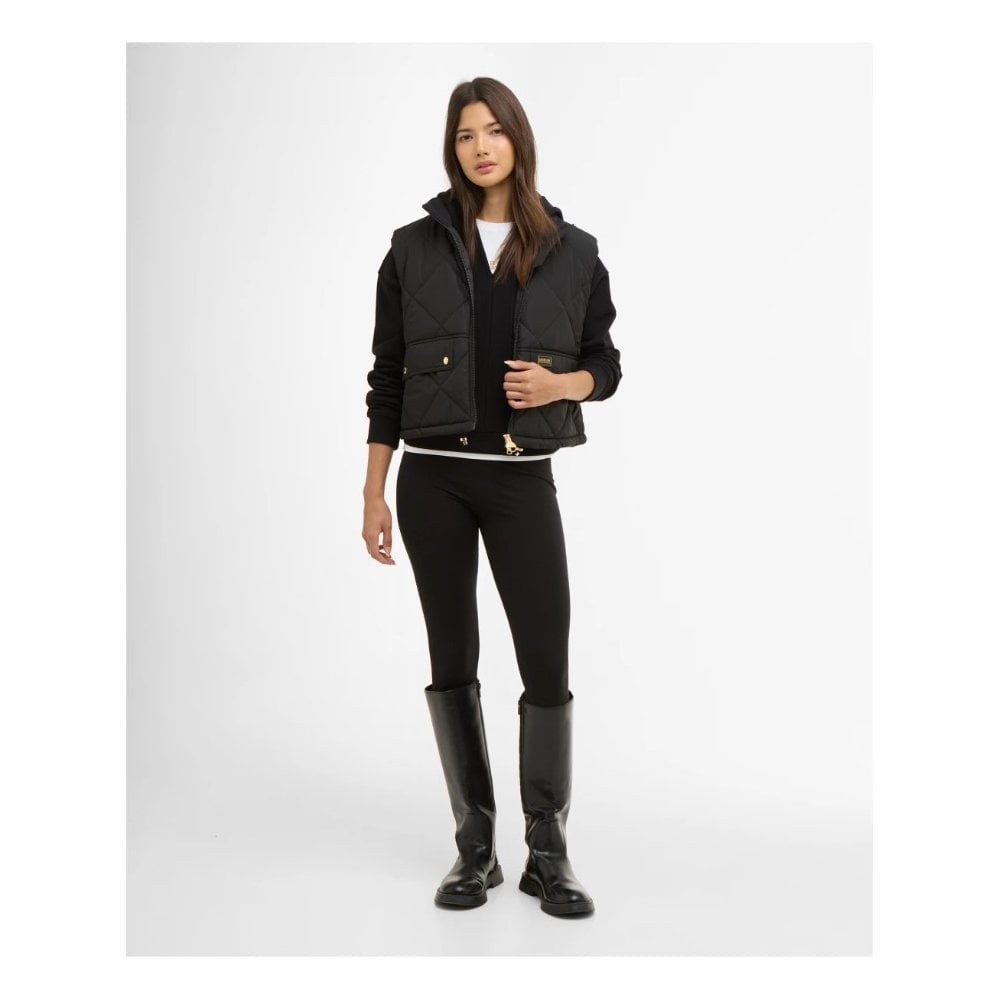 Nia Gilet
