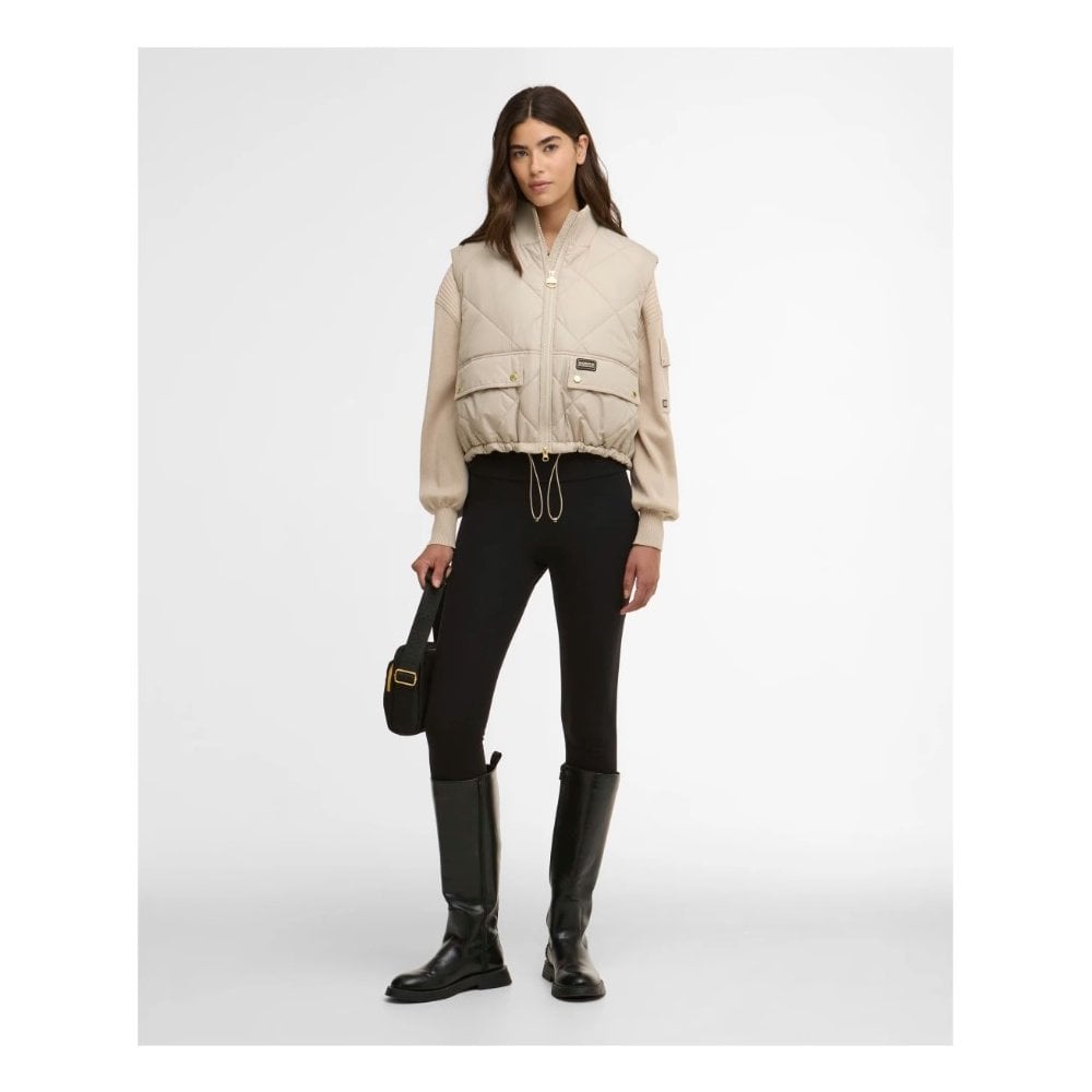 Nia Gilet