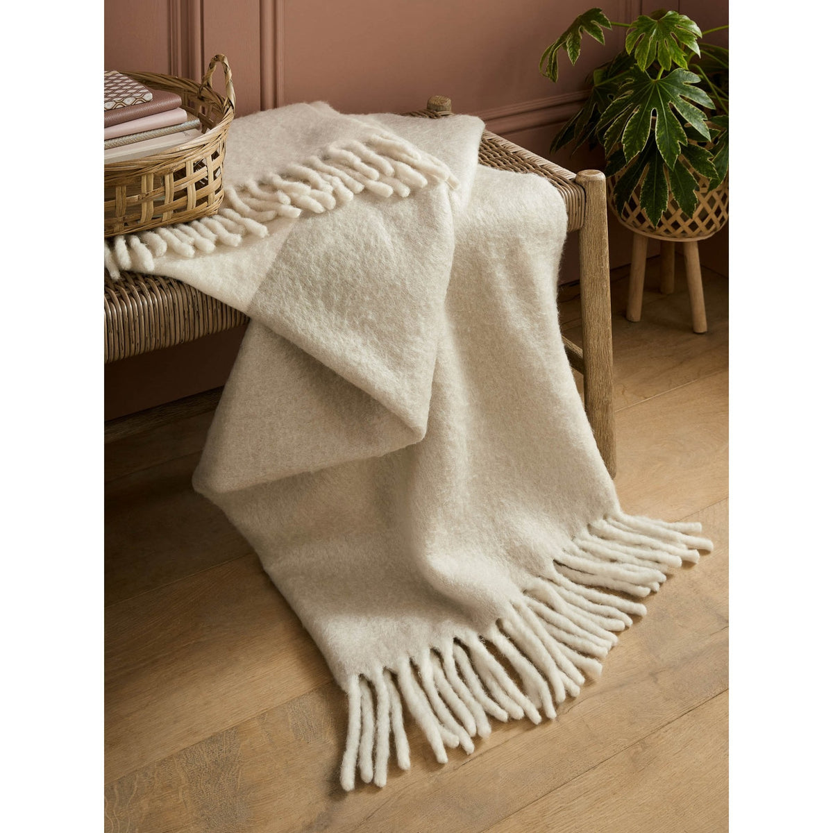 Bronwen Throw