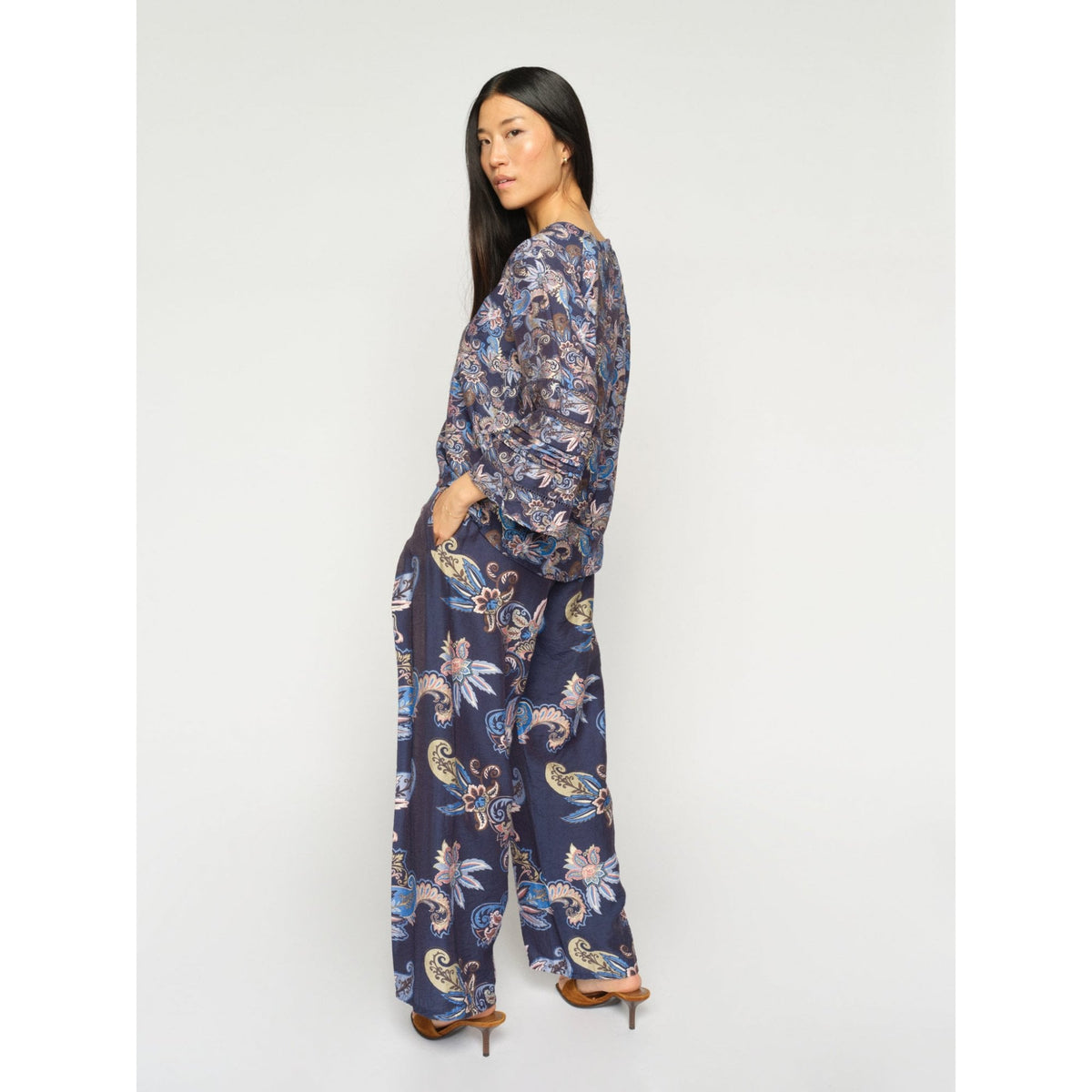 MMZoke Paisley Pant