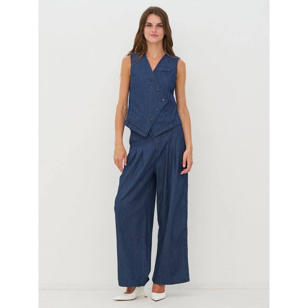 Carlene Vest