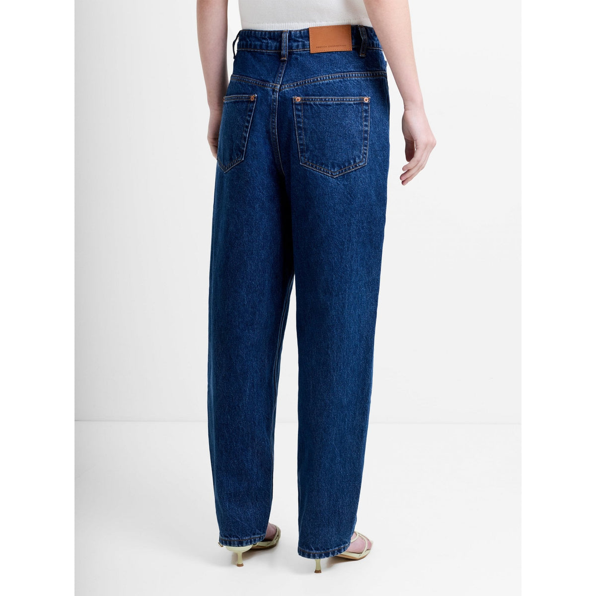Dallas Denim Mom Barrel Leg Jeans