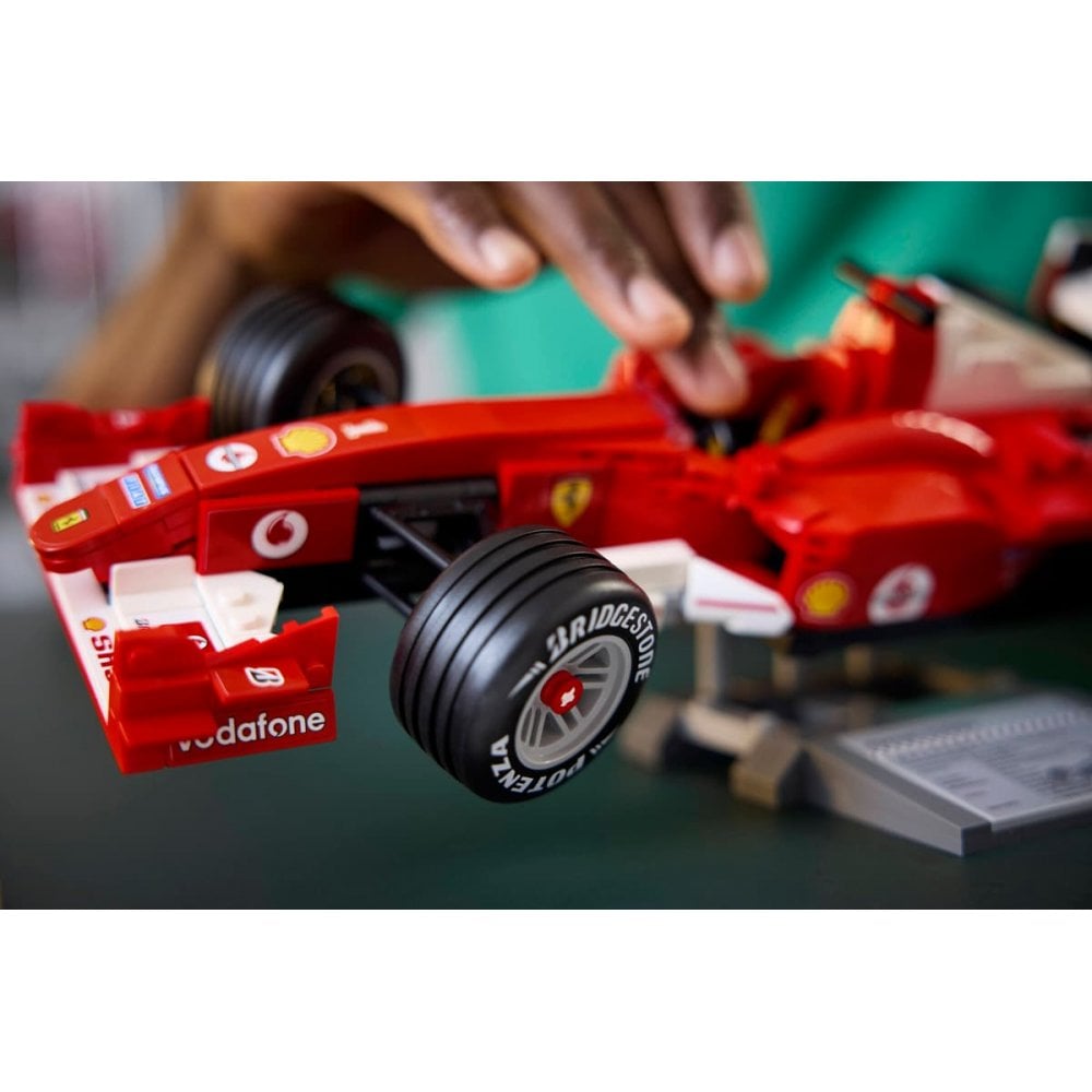 Ferrari F2004 & Michael Schumacher 11375