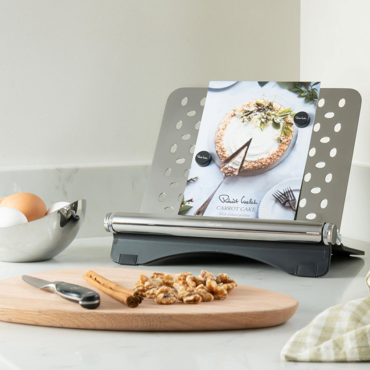 Signature (BR) V Cookbook & Tablet Stand