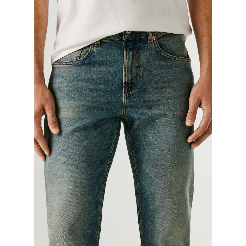 Cash Straight Fit Mid-Rise Jeans